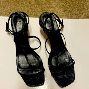 Schutz black sandal in size 8.5B